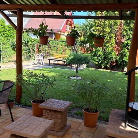 Zsory Furdo Lapartman Mezokovesd Apartment Szihalom Bagian luar foto