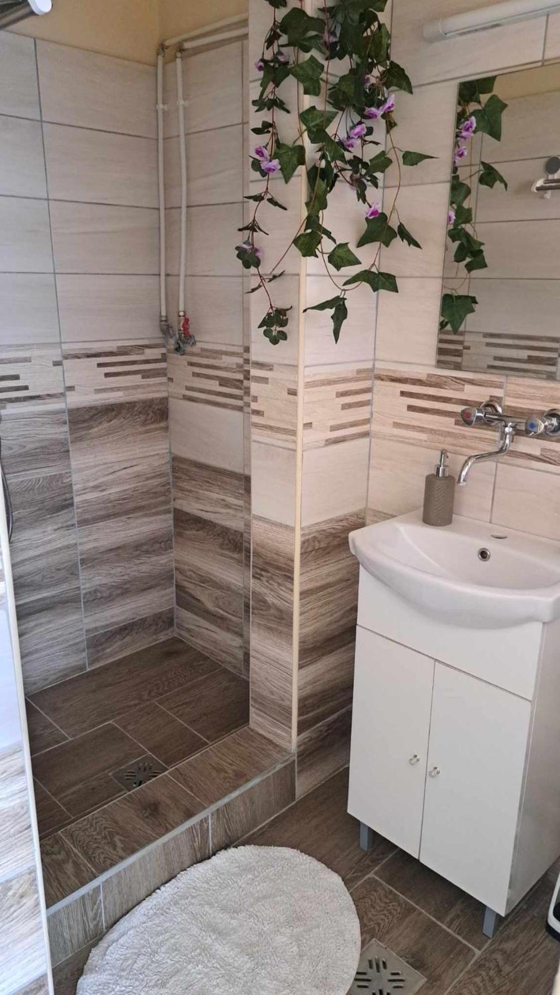 Zsory Furdo Lapartman Mezokovesd Apartment Szihalom Bagian luar foto